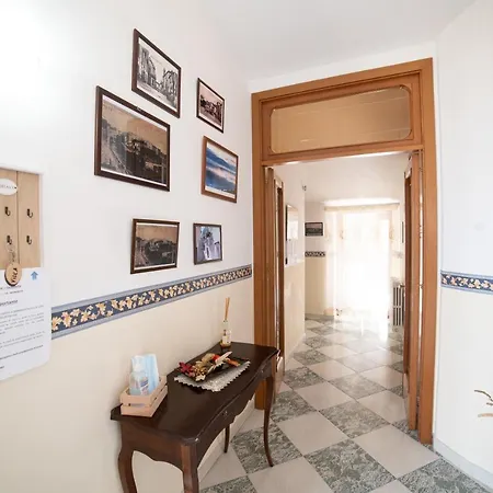 Belvedere 3* إسكيتيلا