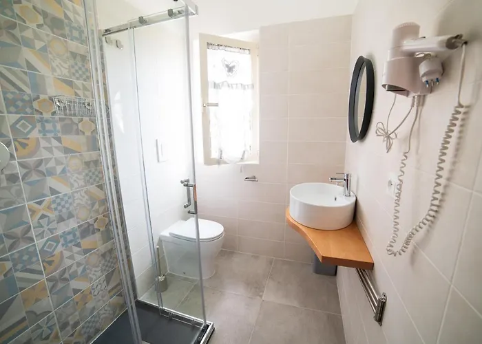 Oda ve Kahvaltı Belvedere 3*